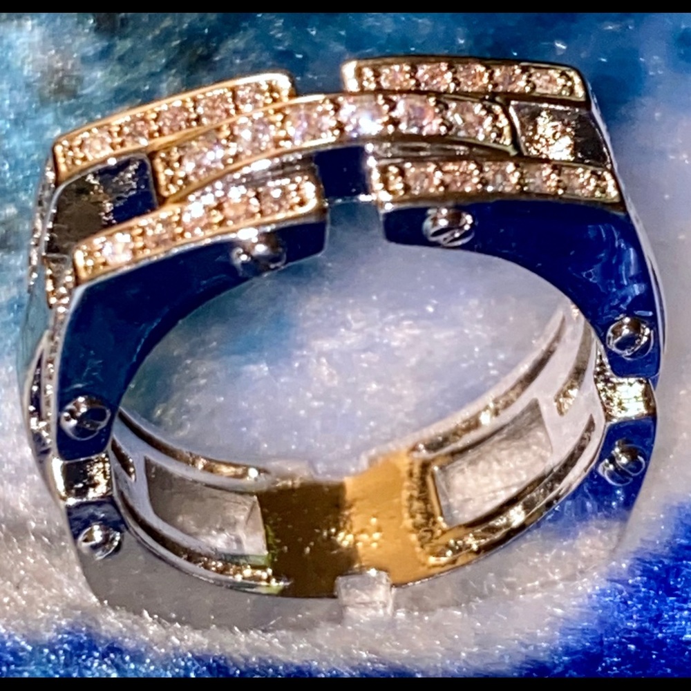 Designer cart-style topaz ring